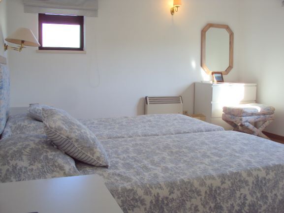 Guests bedroom 10442