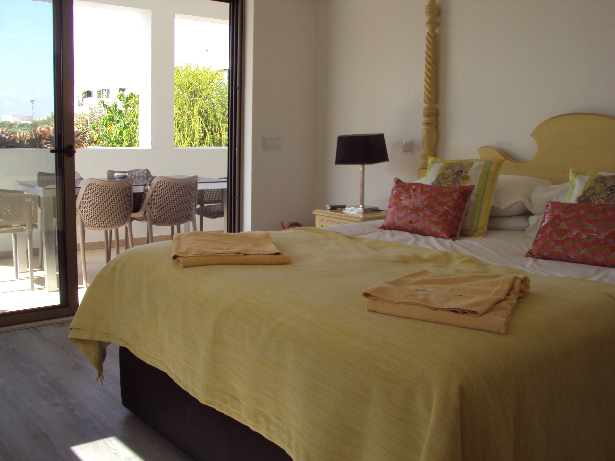 Master bedroom 10454