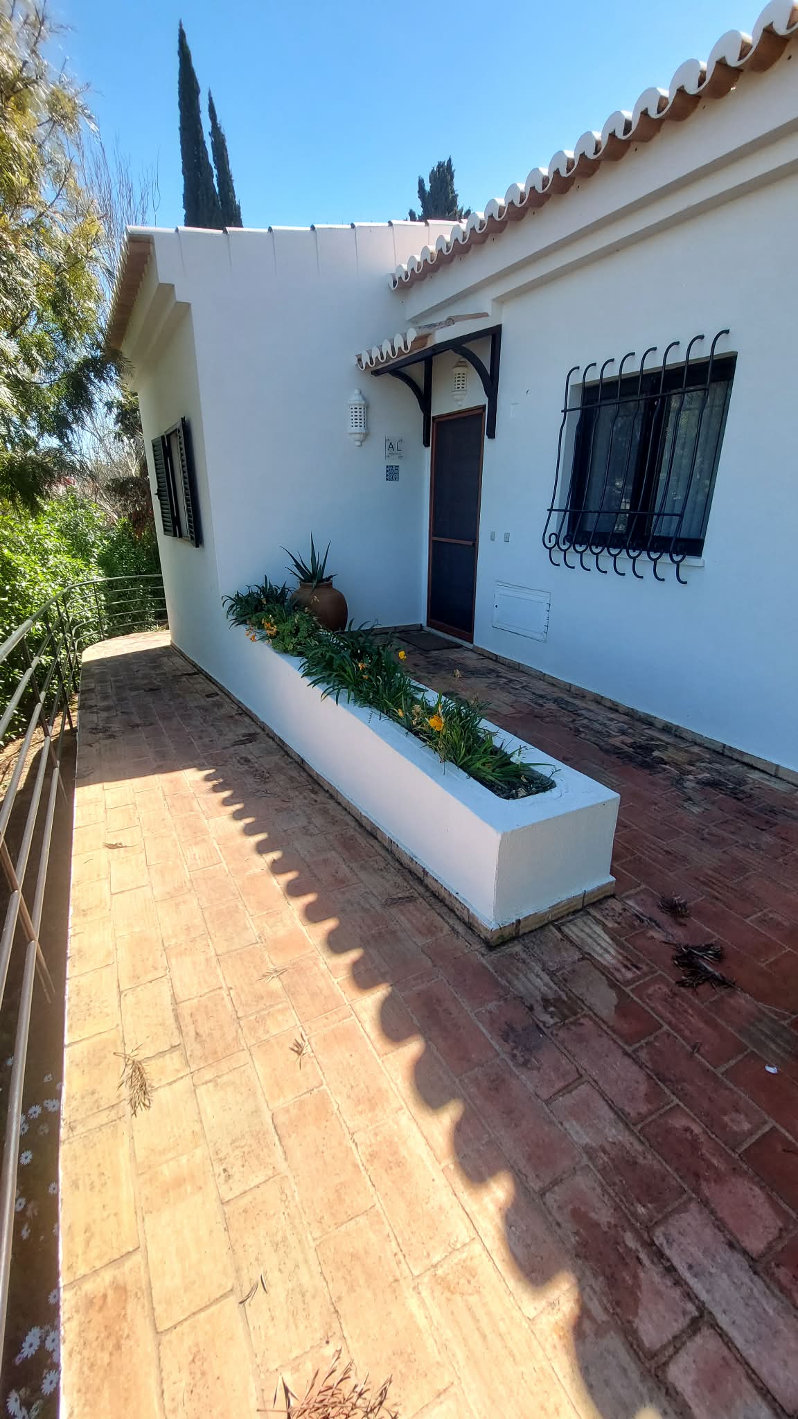 d363e7f3-655f-475a-b03d-e82982f391e1