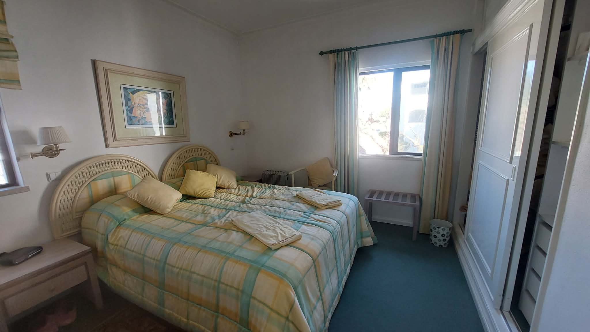 REF 10396 Guests bedroom