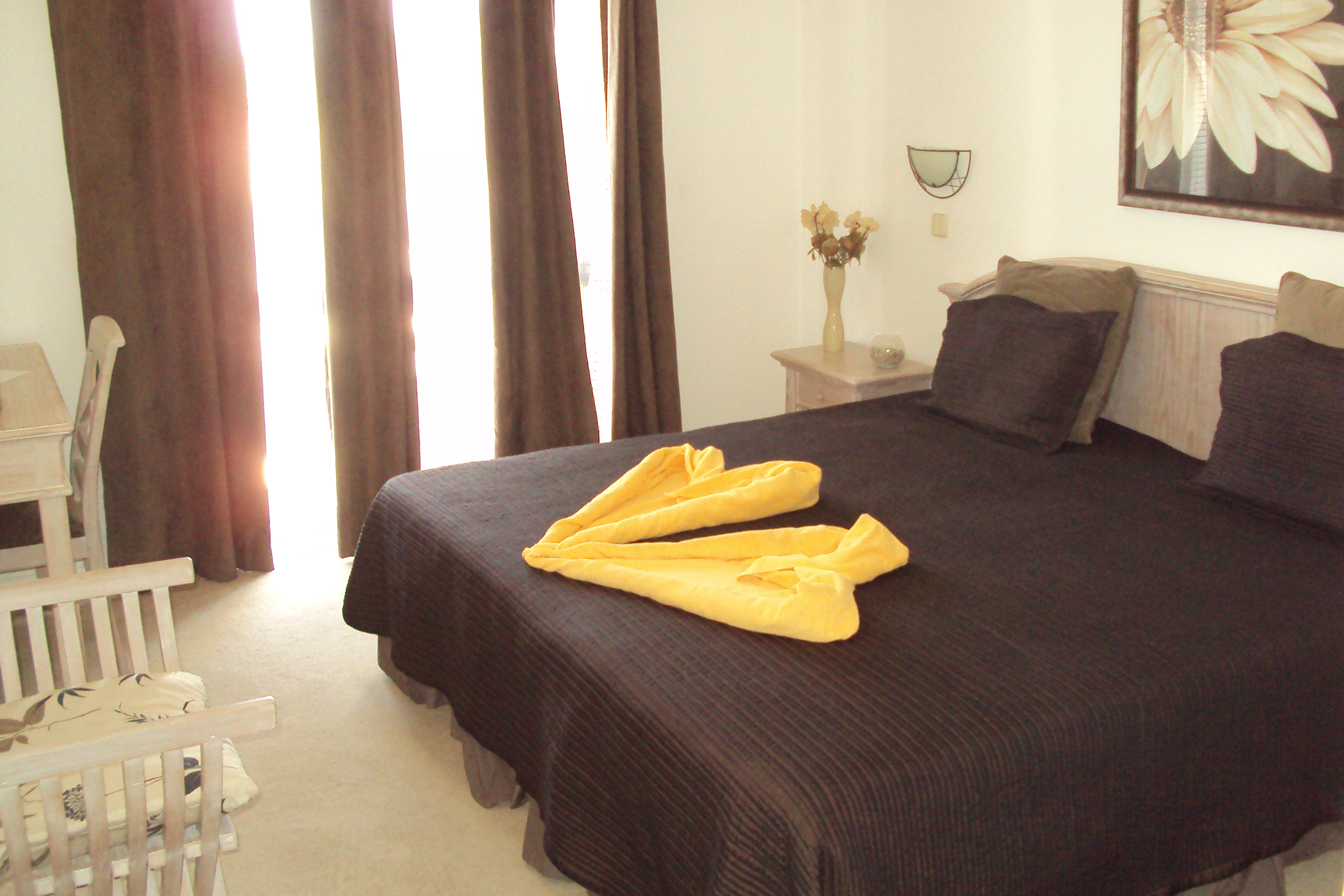 master bedroom 10393